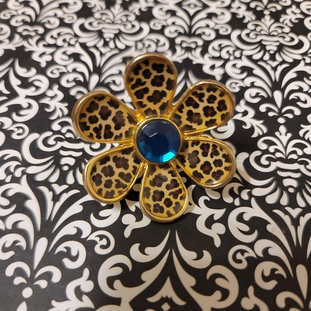 Betsey Johnson Leopard Flowr Ring